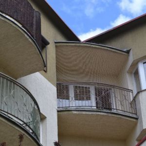 ZABEZPIECZENIE BALKONU DLA KOTA SIATKĄ - KOSTRZYN