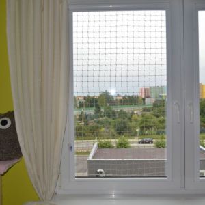 SIATKA OKIENNA DLA KOTA