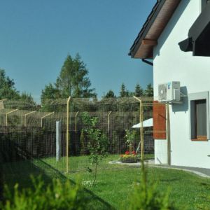 ZABEZPIECZENIE OGRODU SIATKA POLIETYLENOWĄ