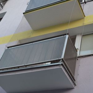 MONTAŻ SIATKI DLA KOTA WRAZ Z OKNAMI