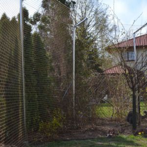 montaż siatki do ogrodu - Warszawa.JPG