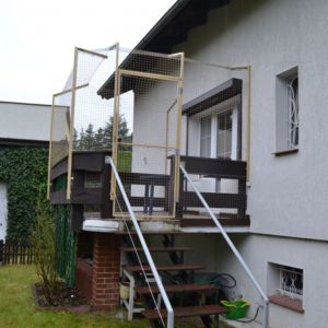 OSIATKOWANIE TARASU DLA KOTÓW - CHARZYKOWY