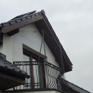 ZABEZPIECZENIE TARASU DLA KOTA SIATKĄ OCHRONNĄ - SWARZĘDZ