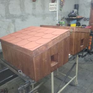 DOMKI DLA KOTÓW Z DREWNA