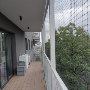 SIATKA BALKONOWA ŁÓDŹ - MONTAŻ BEZ WIERCENIA W ELEWACJI