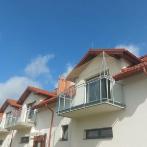 SIATKA BALKONOWA Z ZADASZENIEM Z SIATKI - MONTAŻ GDAŃSK