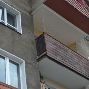 ZABEZPIECZENIE BALKONU DLA KOTA SIATKĄ - GNIEZNO